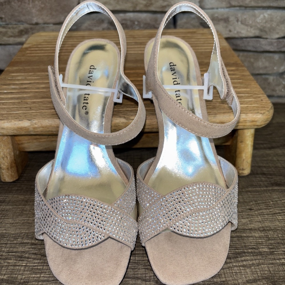 David Tate Strappy Evening Tan Studded Shimmer Women's Heels Size 6 W NWOB Prom